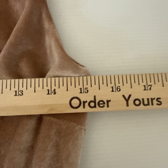 Baltic Born Tatiana Velvet One Shoulder Maxi Dress Champagne Beige Size M Slit - Picture 5 of 15